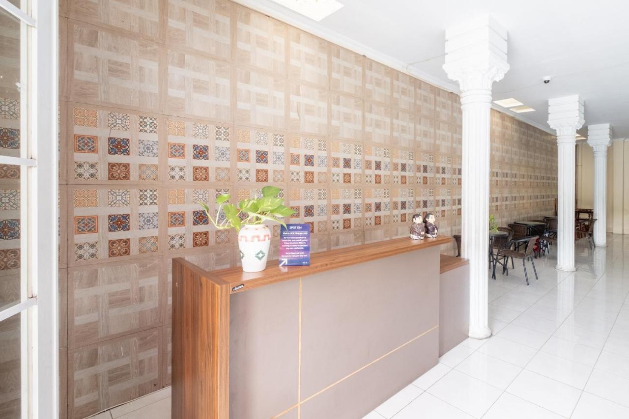 SPOT ON 2419 Rumah Nugraha Hotel Syariah Yogyakarta Luaran gambar